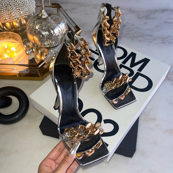 Versace Gold Medusa Chain Leather Sandal in Silver Mixed Metals - Picture 5 of 16